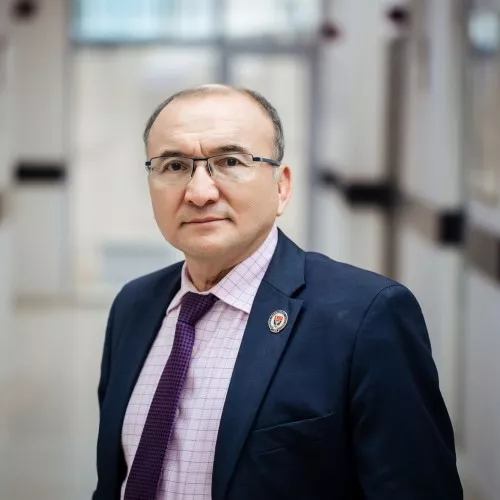 Asylbek Kozhakhmetov photo